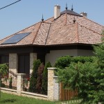Коричневый